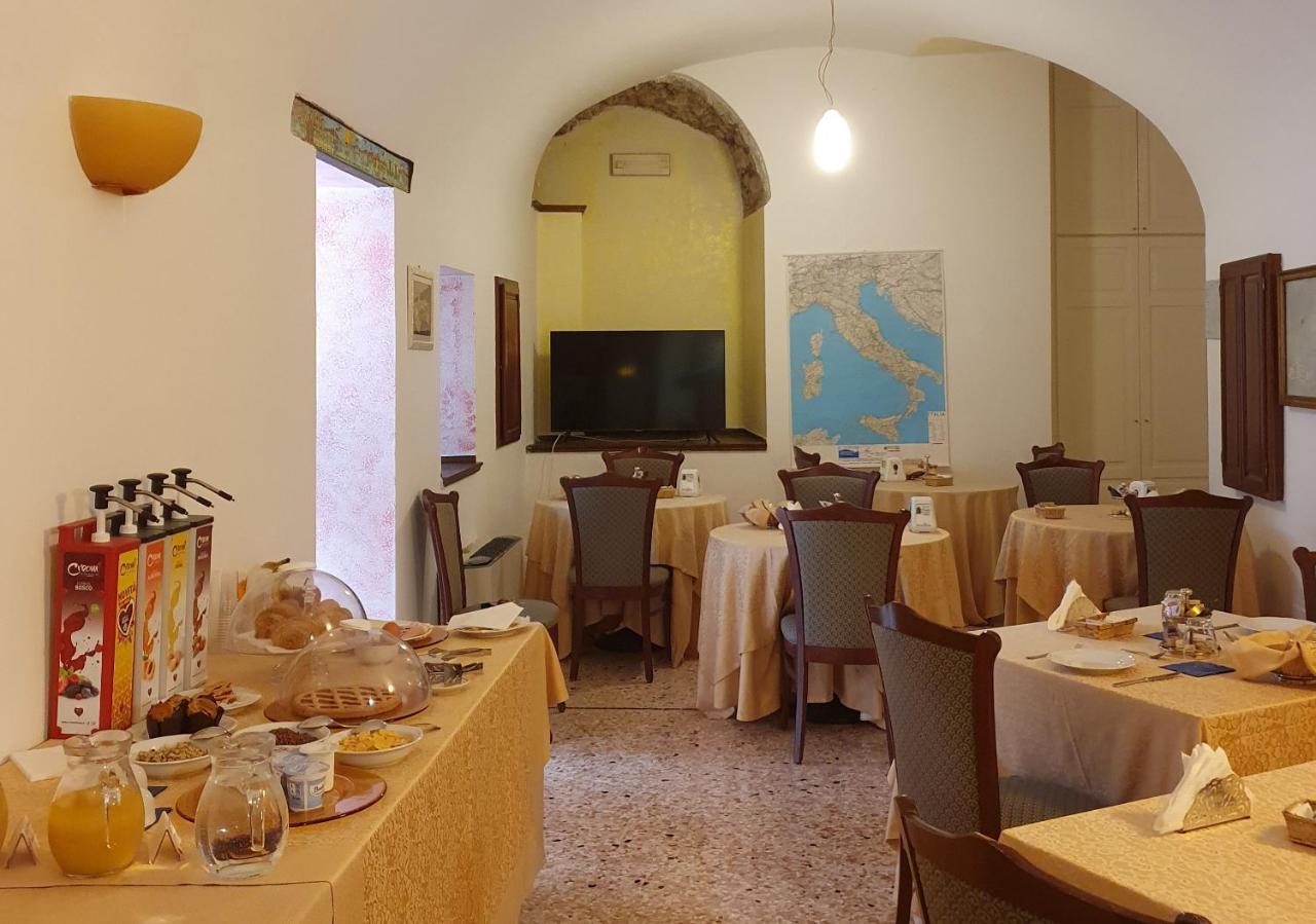 Hotel San Giuseppe Gerace Exteriör bild