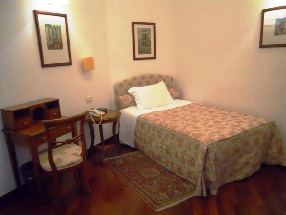 Hotel San Giuseppe Gerace Exteriör bild